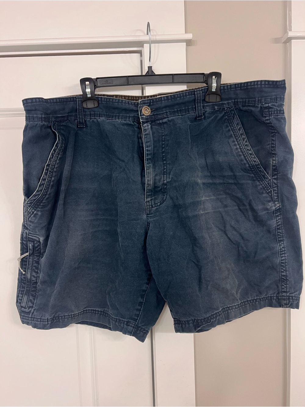 RedHead Men's Navy Cargo Shorts size 44